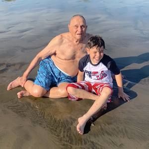 Meet your Posher, Sandy